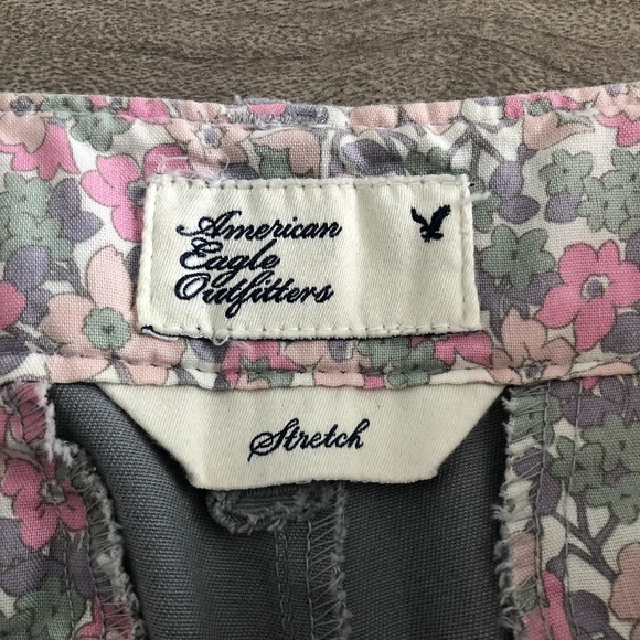 AE Soft Khaki Short - Picture 6 of 7